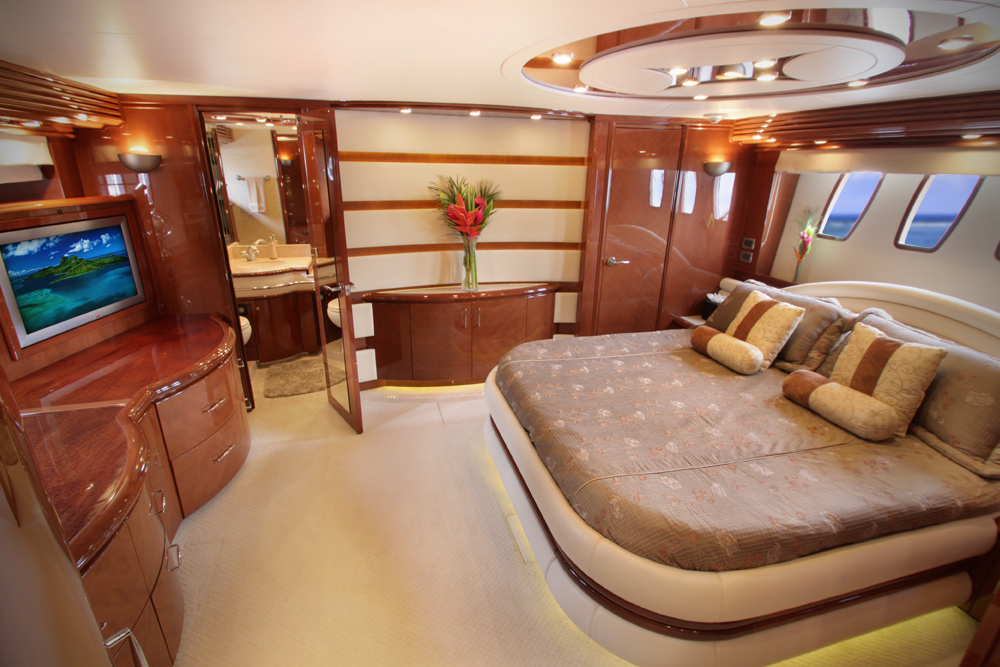 A beautiful bedroom inside a yacht